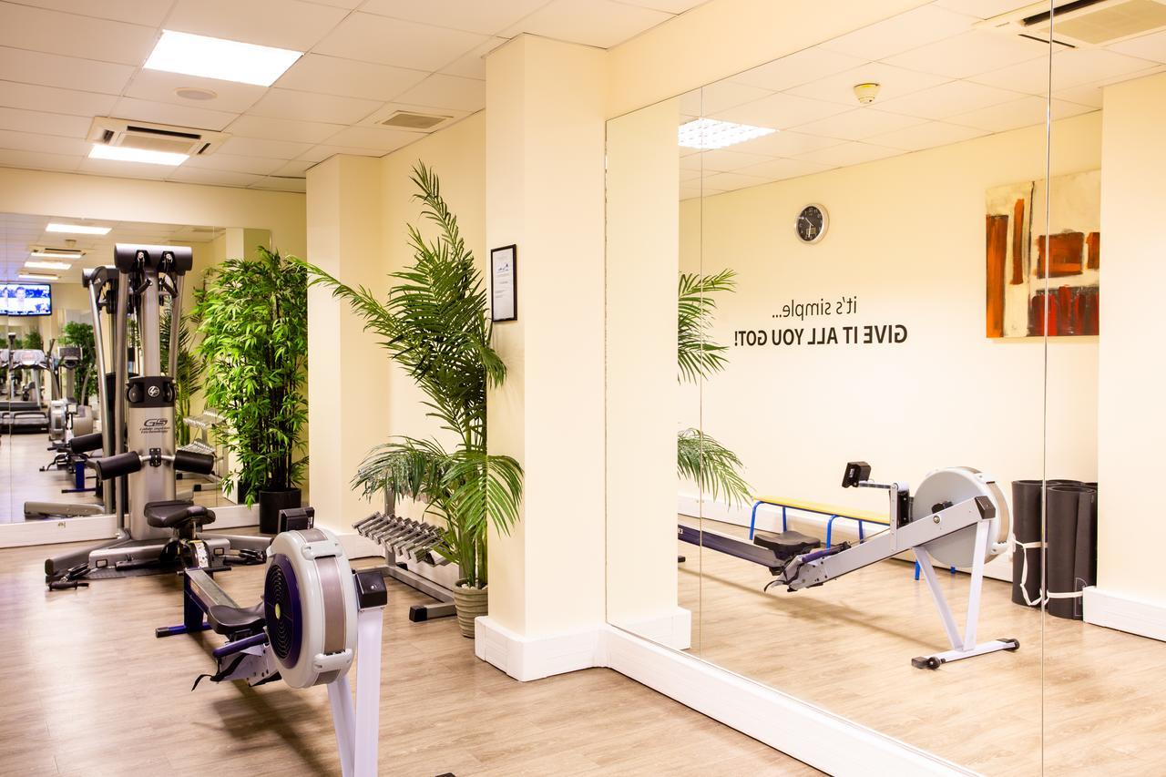 Fraser Suites Paris La Defense Courbevoie Luaran gambar The gym at the London Rowing Centre